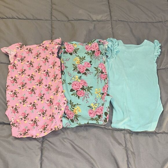 6-9m Children’s place 5 piece flower set - Picture 6 of 6